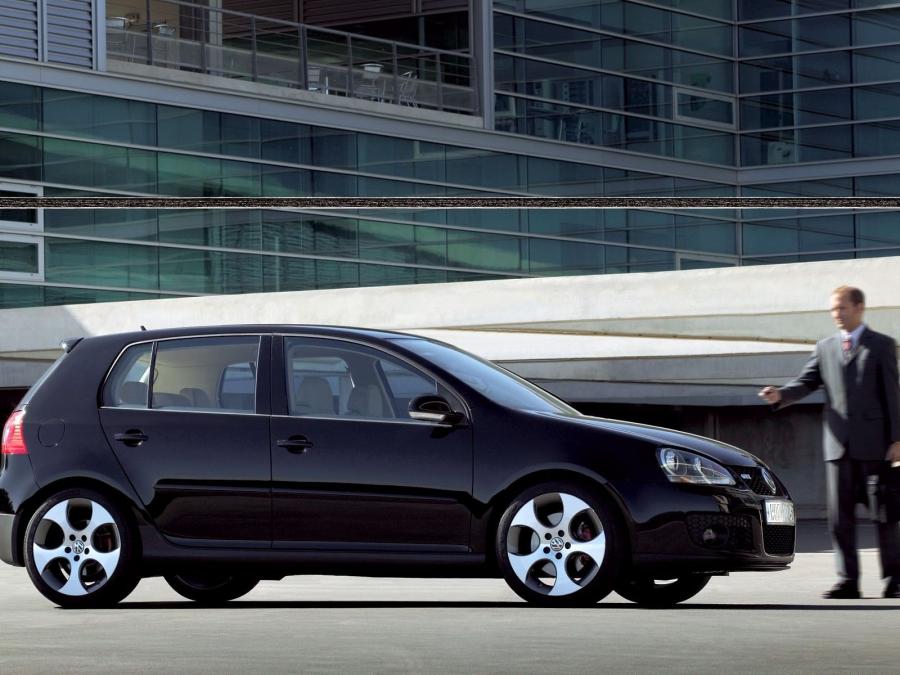  Volkswagen Golf GTi 2005 года  (фото 87 из 135)